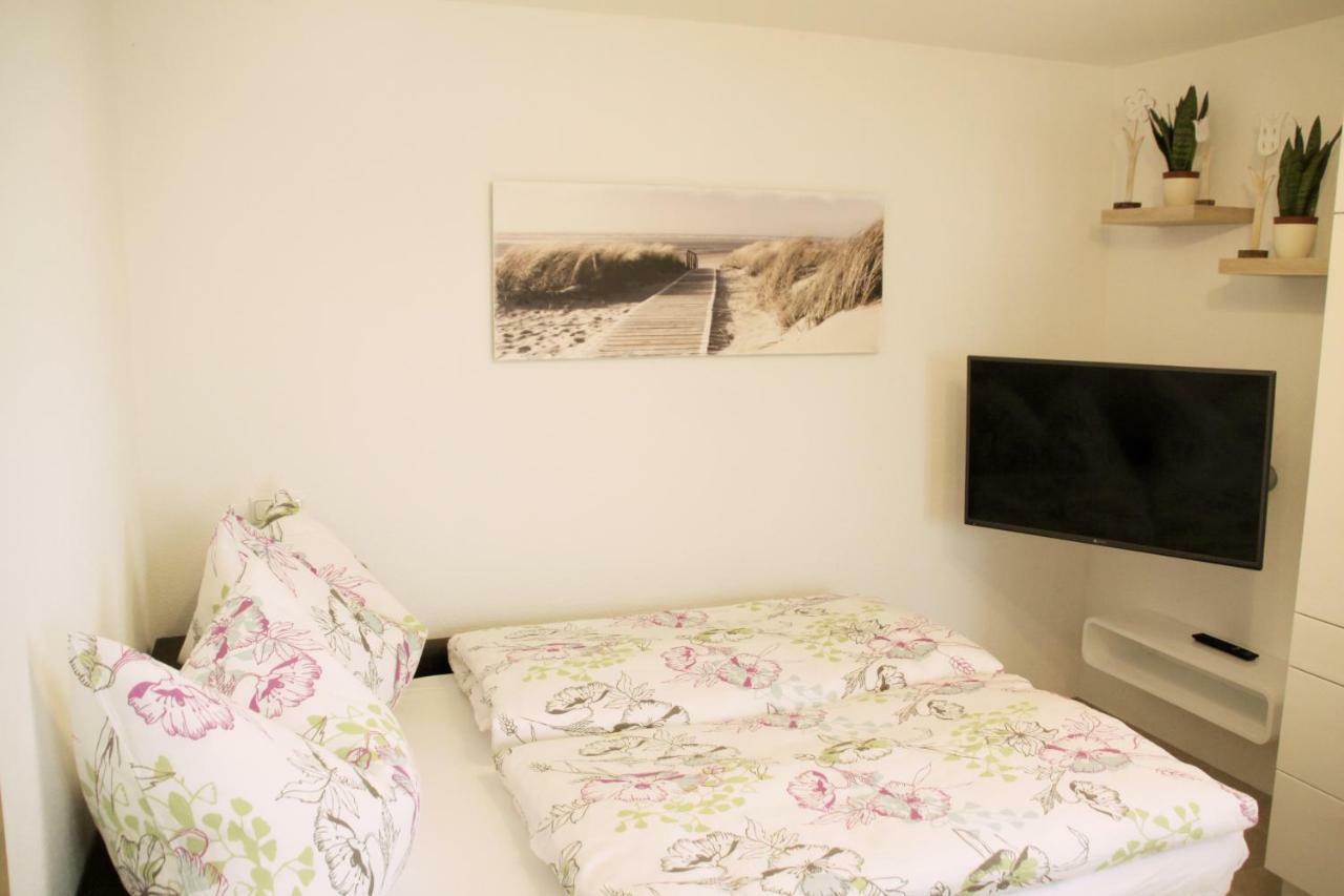 Fuchs Apartment *